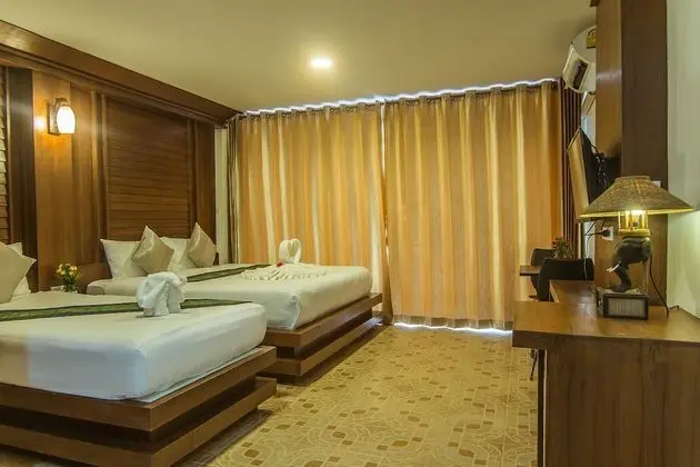 Family Triple Room (1 Double bed and 1 Single bed)