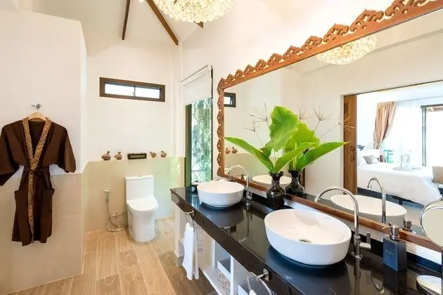 Luxury Oda, 1 En Büyük (King) Boy Yatak, Teras, Bahçe Manzaralı