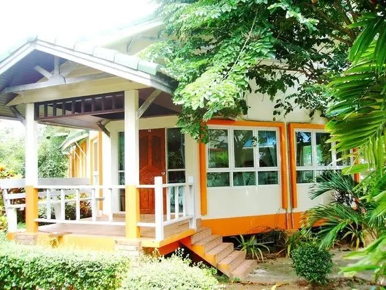 Deluxe Bungalow
