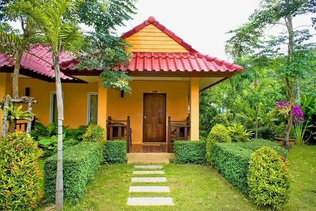 Deluxe Garden View
