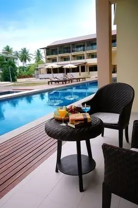 Pool Access Room