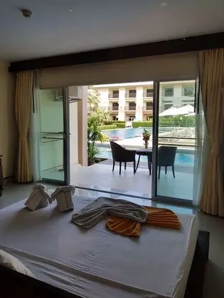 Pool Access Room