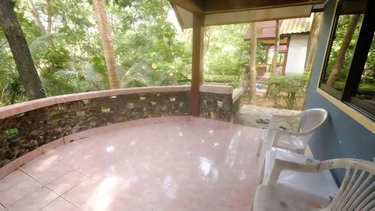 Deluxe Double Room with Air Condition