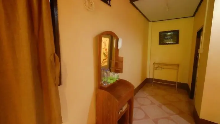 Deluxe Double Room with Air Condition