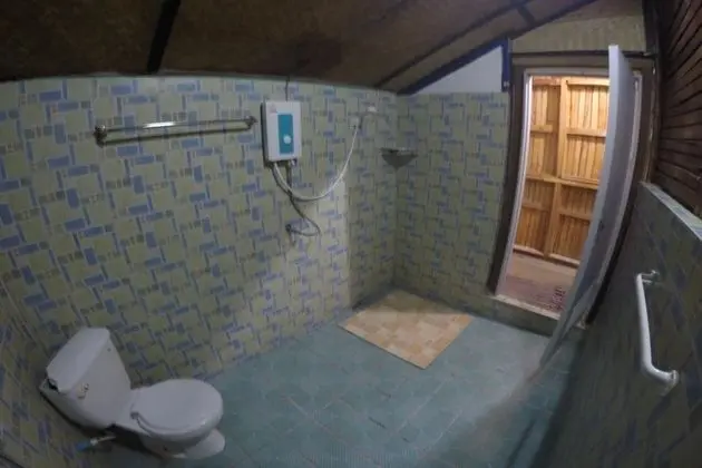 Basic Cottage with Fan