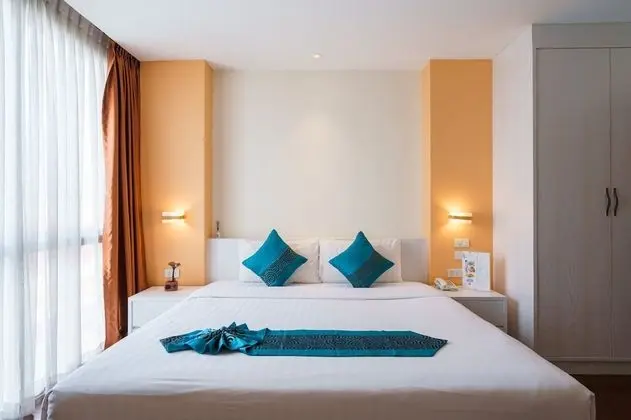 Deluxe Superior Suite