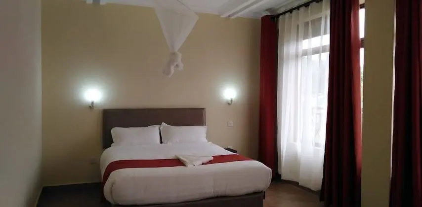 Deluxe Tek Büyük Yataklı Oda, Bahçe Manzaralı