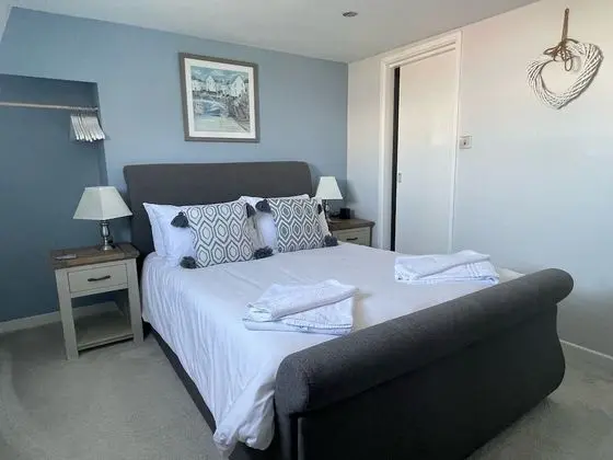 Standard Tek Büyük Yataklı Oda, Banyolu/Duşlu (3rd flr cosy double rm 7)