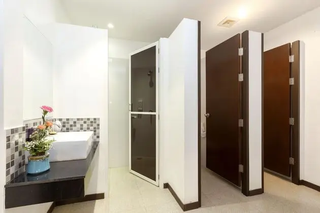 Deluxe Quadruple Suite (4 Adults and 2 Children under 6 years old sleeping for free in existing bed)