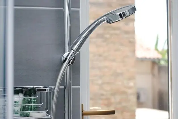 Deluxe Tek Büyük veya İki Ayrı Yataklı Oda, Banyolu/Duşlu, Şehir Manzaralı (DELUXE)
