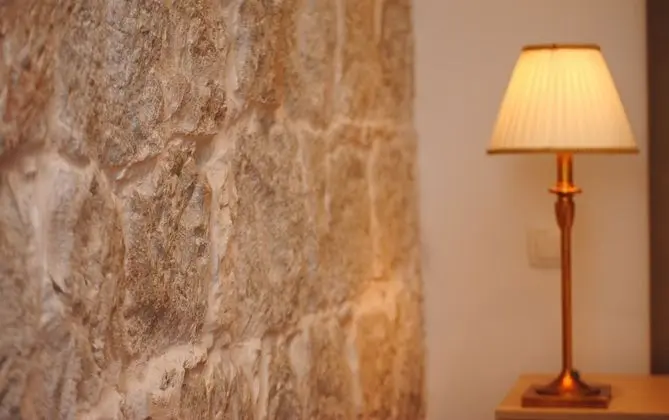 Standard Tek Büyük veya İki Ayrı Yataklı Oda, Avlu Manzaralı