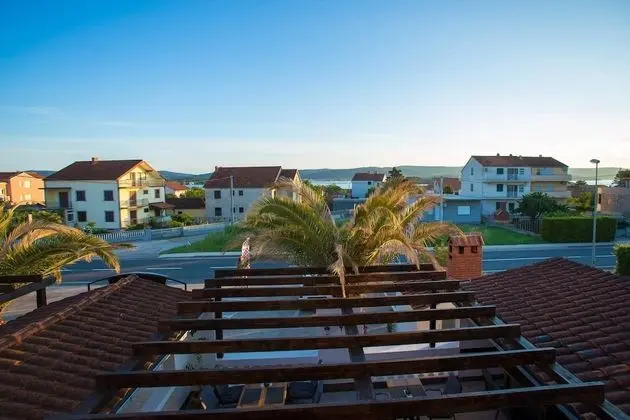 Tek Büyük Yataklı Oda, Balkon, Deniz Manzaralı