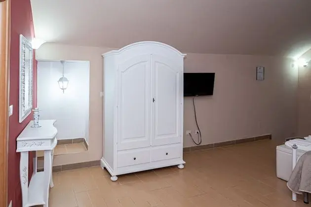 Tek Büyük veya İki Ayrı Yataklı Oda