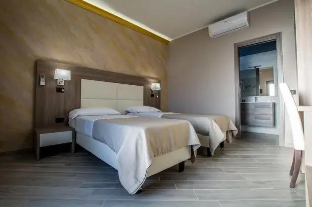 Deluxe Tek Büyük veya İki Ayrı Yataklı Oda