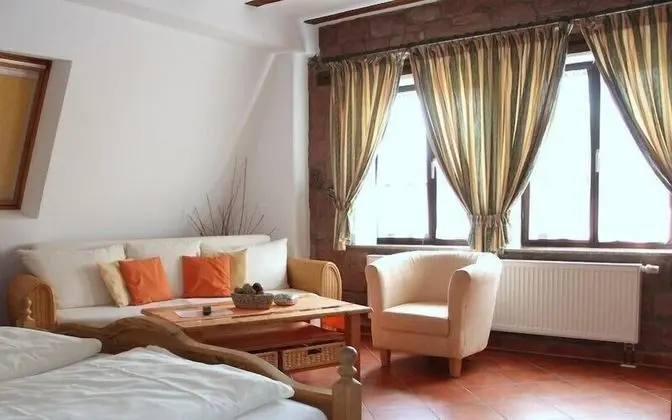 Tek Büyük Yataklı Oda