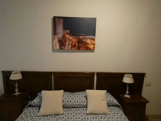 Tek Büyük Yataklı Oda