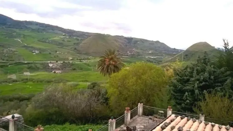 Üç Kişilik Oda, Bahçe Manzaralı (Bianca)