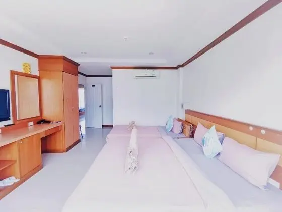 Deluxe Üç Kişilik Oda