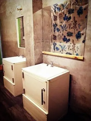 Basic Ortak Ranzalı Oda, Karma Ranzalı Oda, Ortak Banyo
