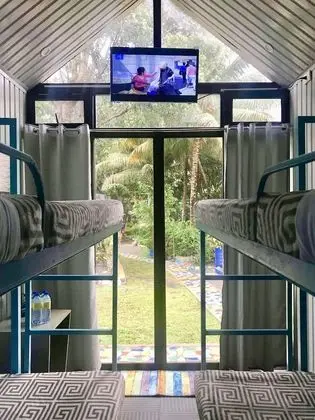Oda (Modern Cabana Bunk)