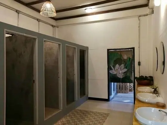 8-Bed Mixed Dormitory