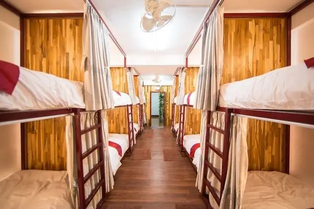 16-Bed Mixed Dormitory