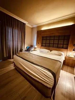 Standart Oda, Şehir Manzaralı