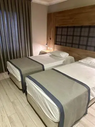 Standart Oda, Şehir Manzaralı
