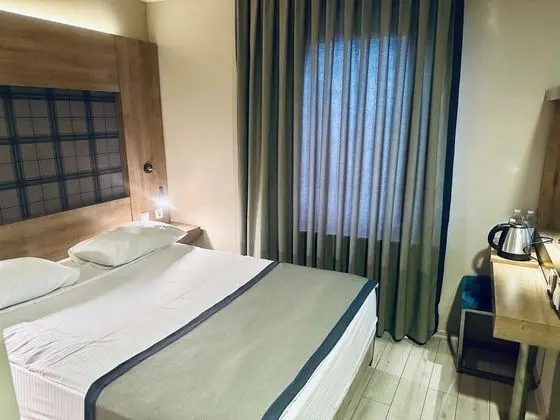 Standart Oda, Şehir Manzaralı