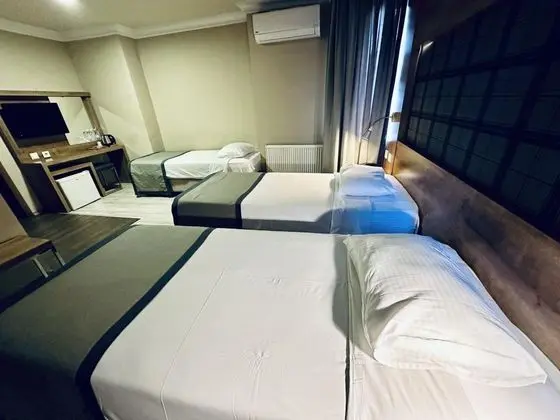 Triple, Şehir Manzaralı