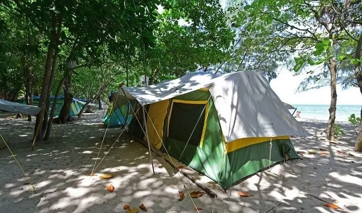 Tent Sea View