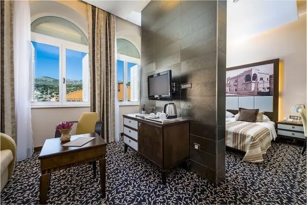 Junior Süit, Marina Manzaralı