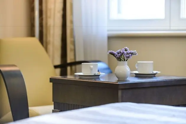 Superior Tek Büyük Yataklı Oda, Marina Manzaralı