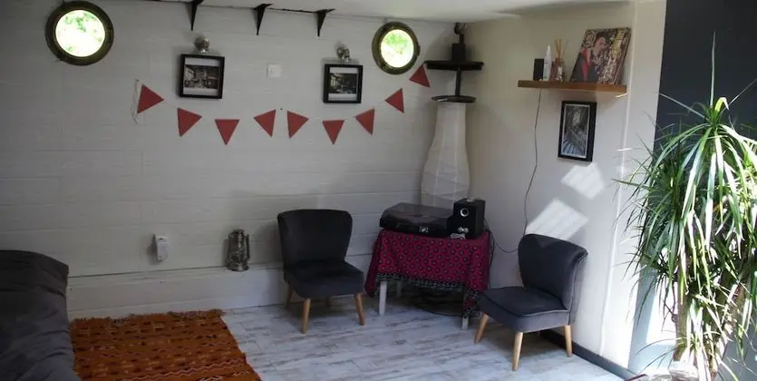 Stüdyo, Özel Banyo, Göl Manzaralı