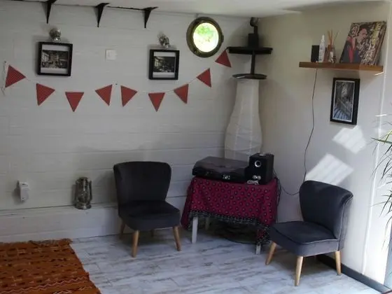 Stüdyo, Özel Banyo, Göl Manzaralı