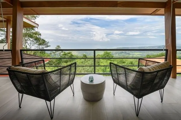 Deluxe Büyük Yataklı Tek Kişilik Oda