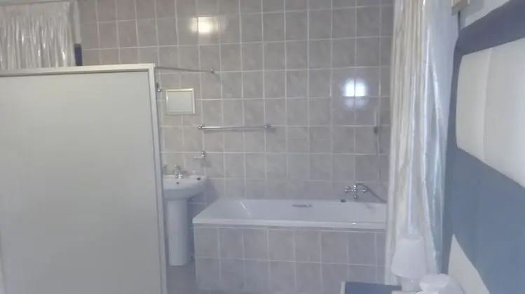 Basic Tek Büyük Yataklı Oda, 1 Çift Kişilik Yatak, Bahçe Manzaralı