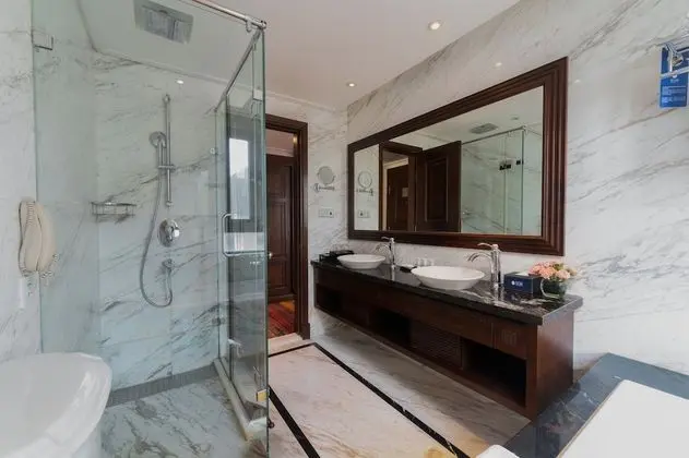 Deluxe Tek Büyük veya İki Ayrı Yataklı Oda, Şehir Manzaralı