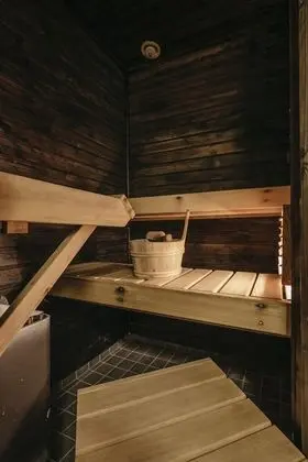 İki Ayrı Yataklı Oda, Sauna