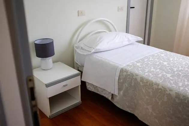 Tek Kişilik Oda, 1 Tek Kişilik Yatak