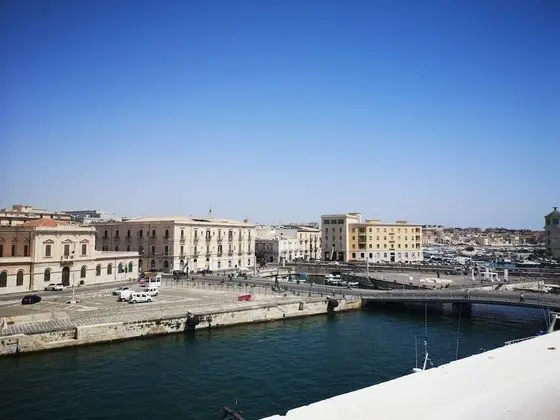 Panoramic Oda