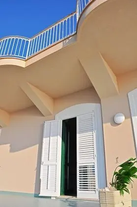 Standard Tek Büyük Yataklı Oda, Kısmi Deniz Manzarası