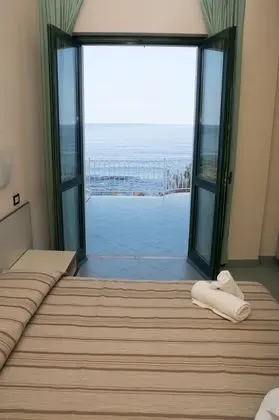 Superior Tek Büyük Yataklı Oda, Okyanus Manzaralı