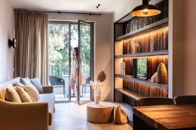 Apart Daire, Bahçe Manzaralı