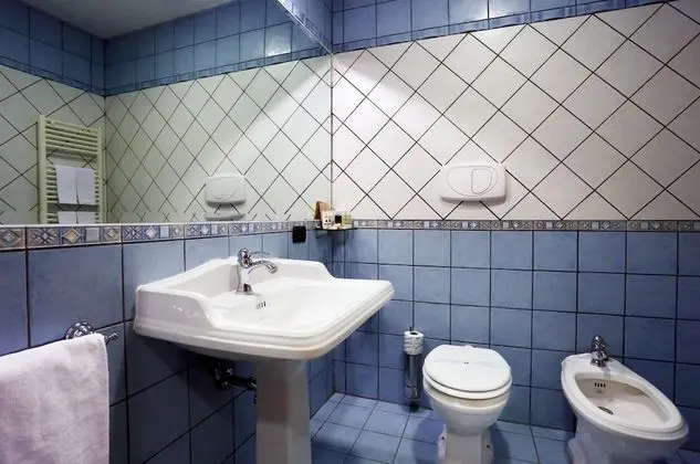 Standard Tek Büyük veya İki Ayrı Yataklı Oda