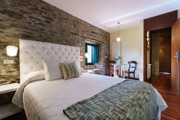 Deluxe Oda, 1 Büyük (Queen) Boy Yatak, Sigara İçilmez