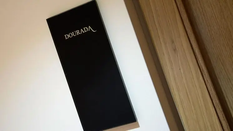 Deluxe Oda (Dourada)