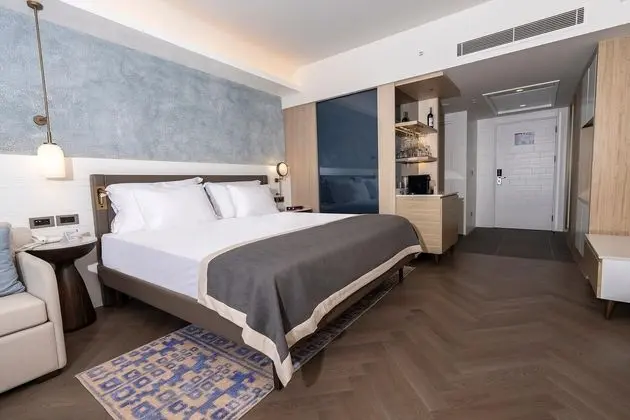 https://images.etstur.com/files/images/hotelImages/TR/50624/l/Lara-Barut-Collection-Oda-388296.jpg