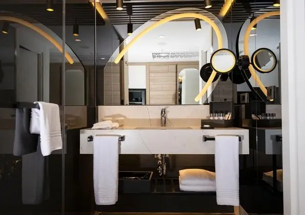 https://images.etstur.com/files/images/hotelImages/TR/50624/l/Lara-Barut-Collection-Oda-388299.jpg