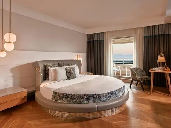 https://images.etstur.com/files/images/hotelImages/TR/50624/l/Lara-Barut-Collection-Oda-388347.jpg
